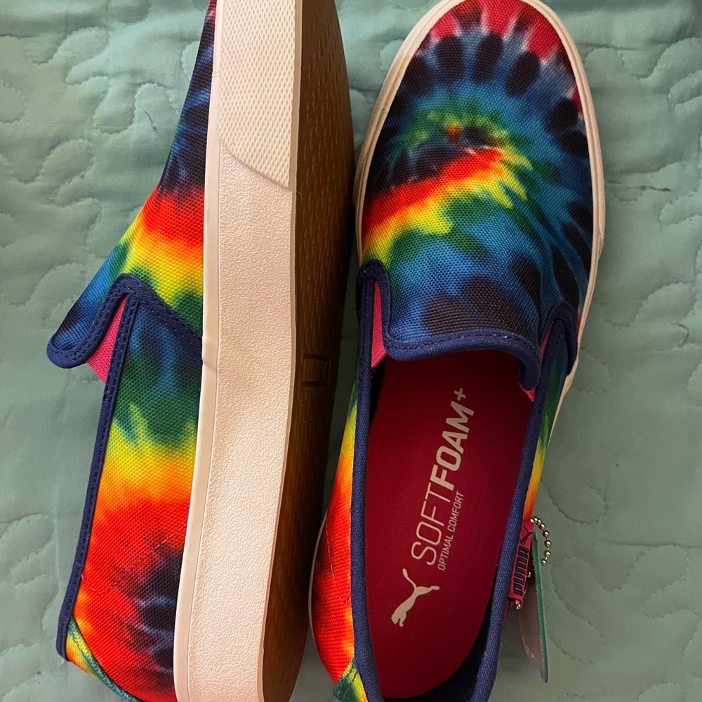 BRAND NEW tie dye pumas